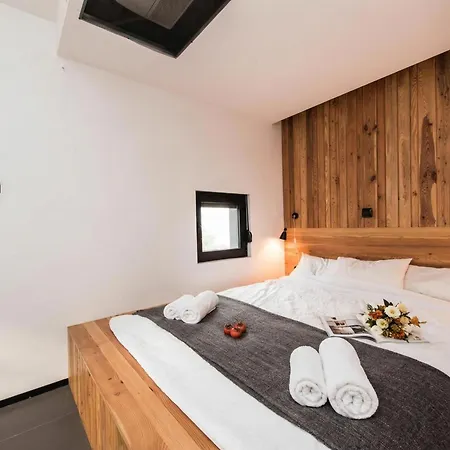 Villa Gordan With Private Pool - Happy Rentals Dragove